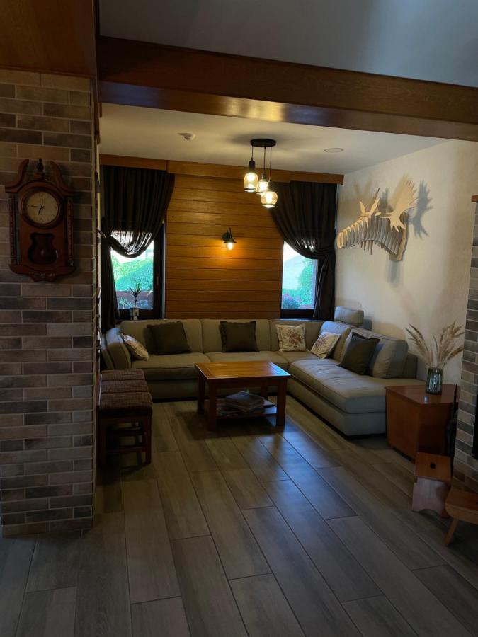 Villa Montana บอร์เซค ภายนอก รูปภาพ